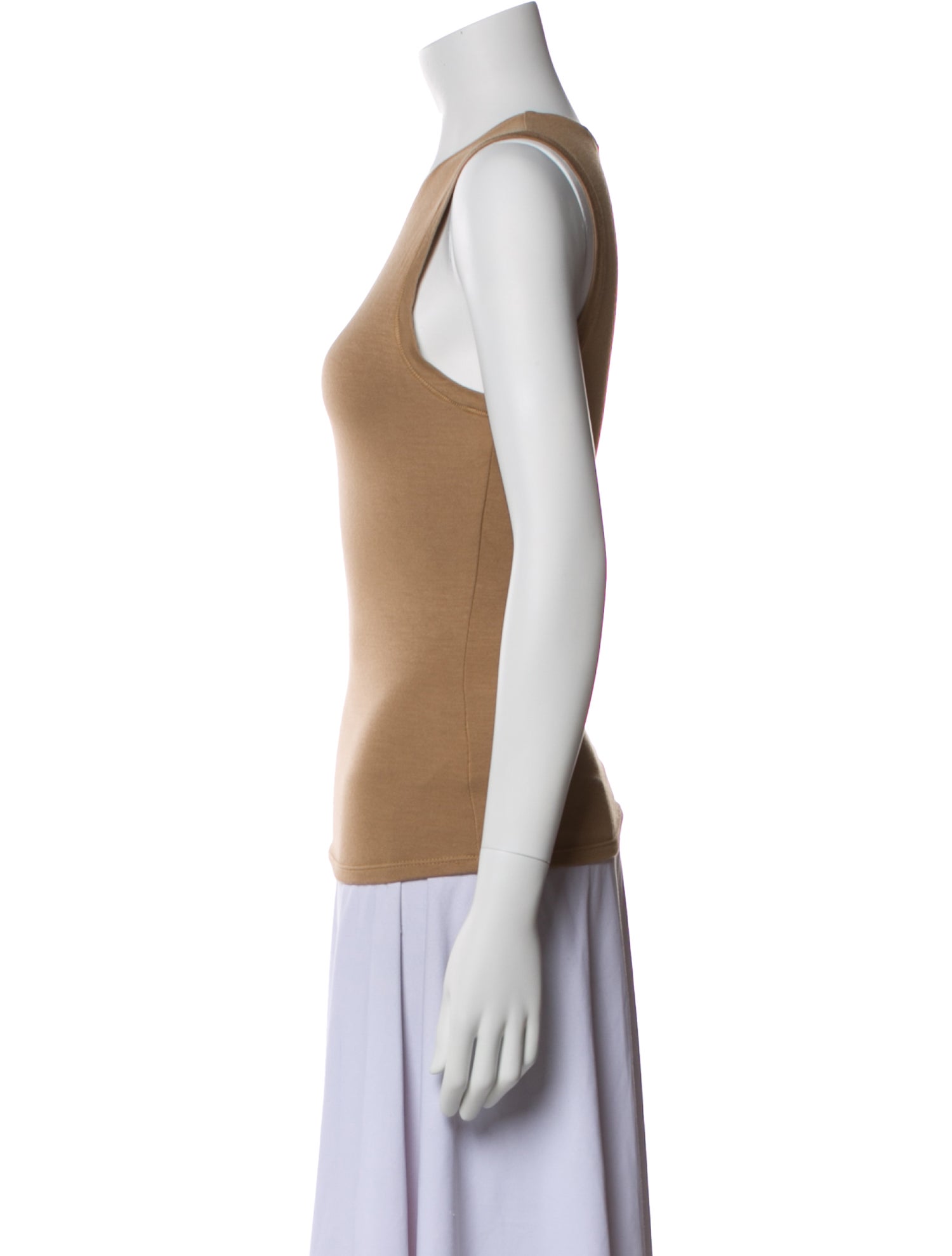 Éterne Scoop Neck Sleeveless Top